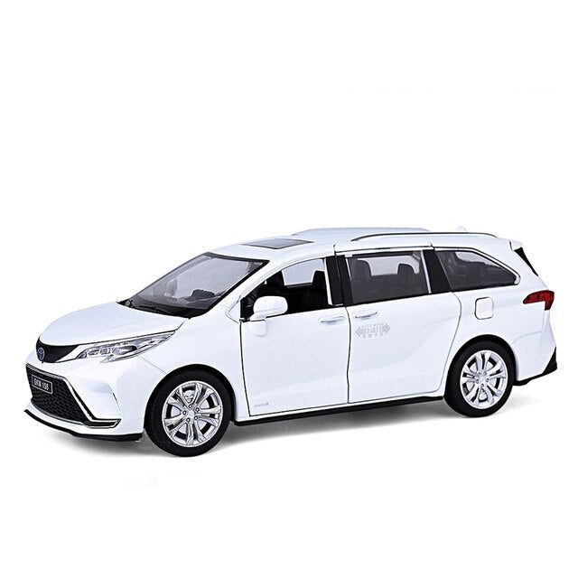 Toyota Sienna MPV Van 1:24