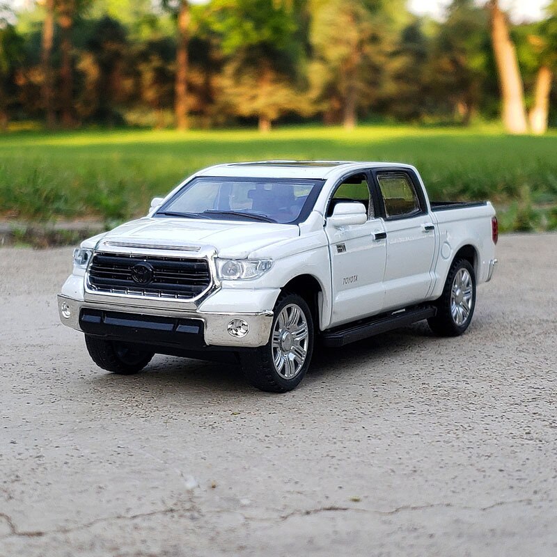 Toyota Tundra Picape 1:32 18cm