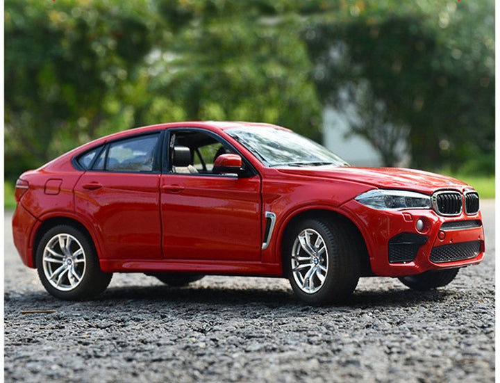 BMW X6 M 1:24 19CM
